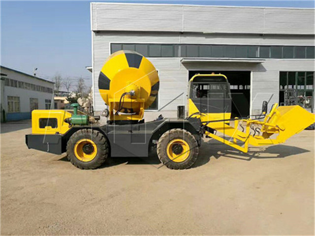 mobile self loading concrete mixer buy